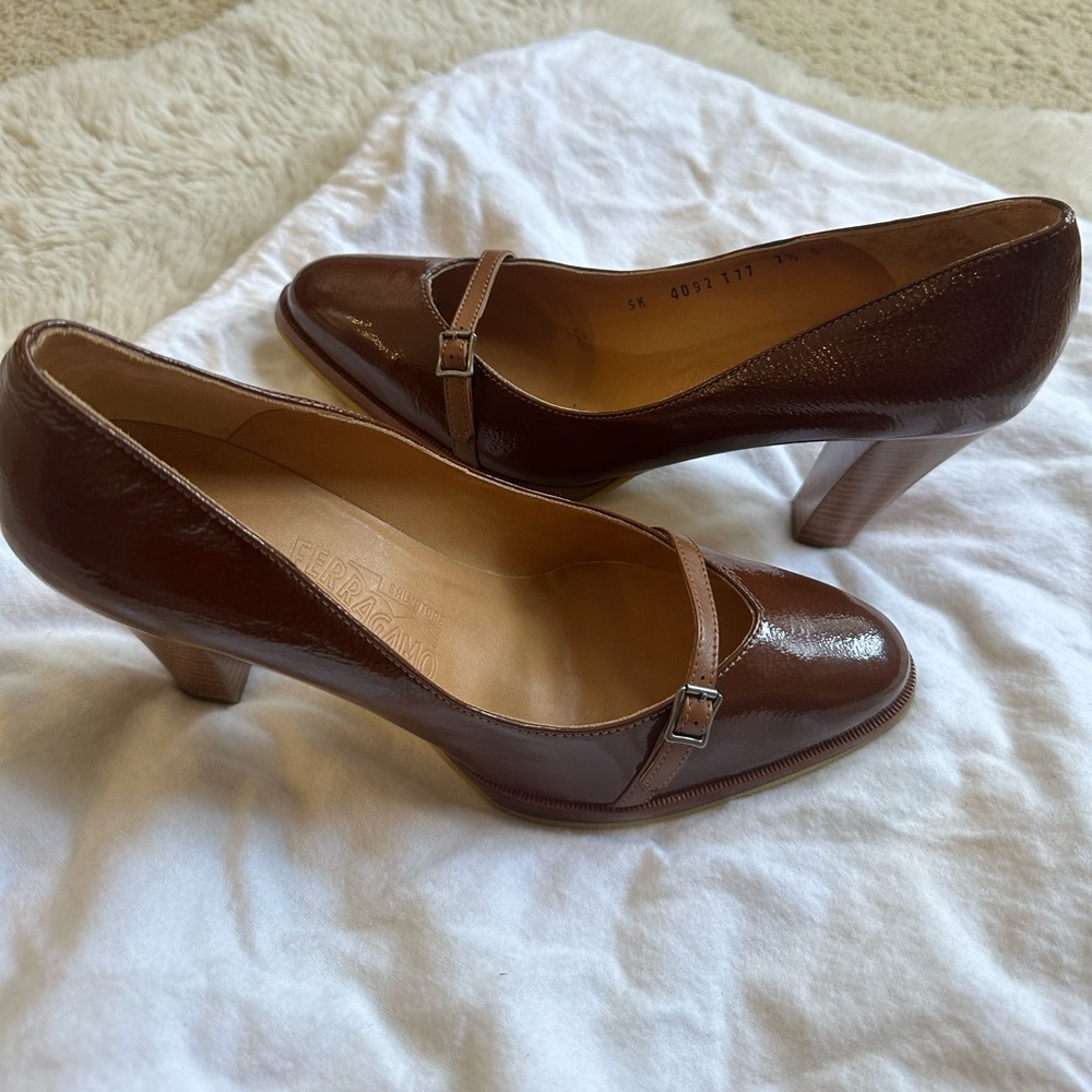 Salvatore Ferragamo Glossy Brown Leather Pumps Size 7.5 US Women